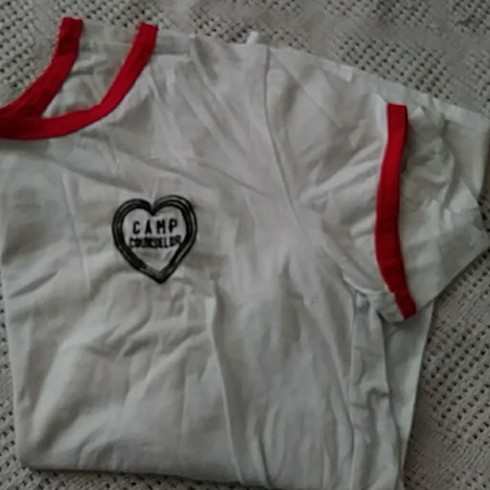 CAMP COUNSELOR HEART TEE EMBROIDERED